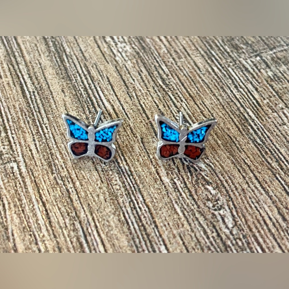 Vintage Southwestern style women’s metal butterfly teal and rust color earrings